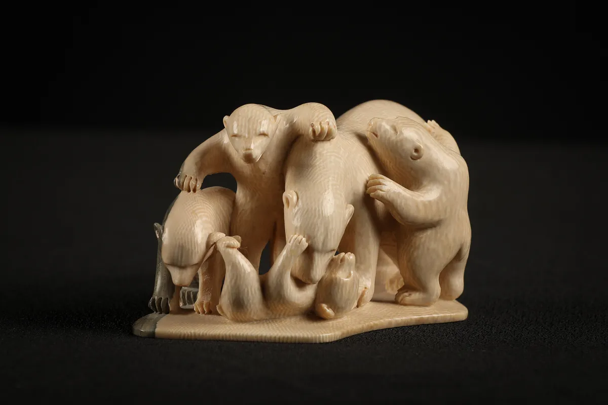 Mammoth Tusk Polar Bear Family